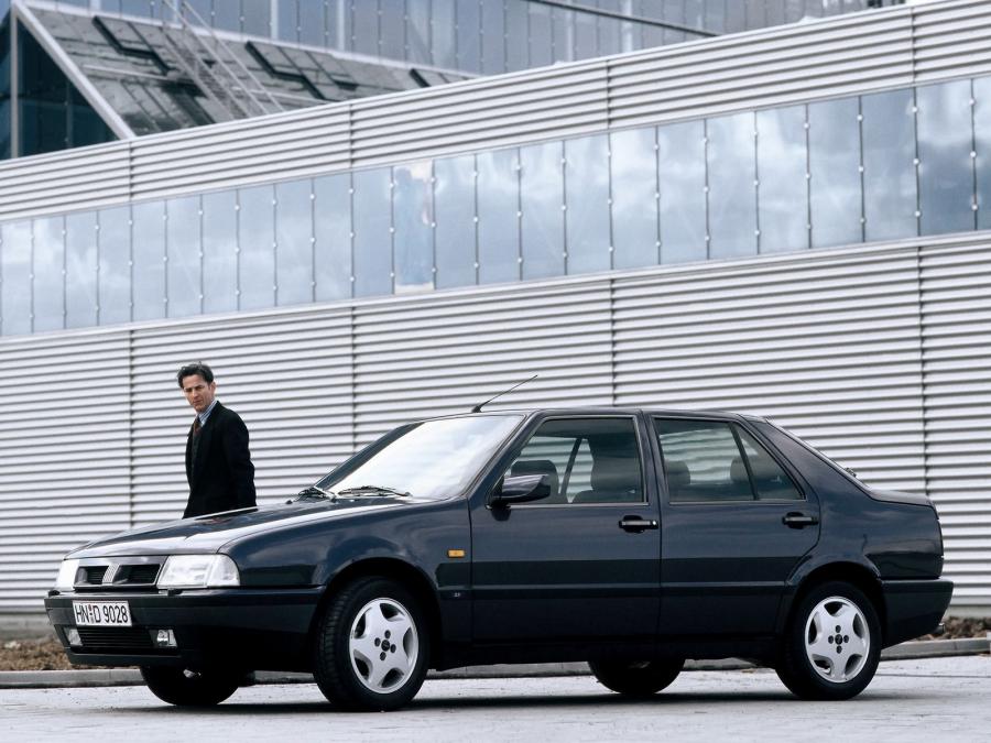  Fiat Croma 1993 года  (фото 8 из 8)
